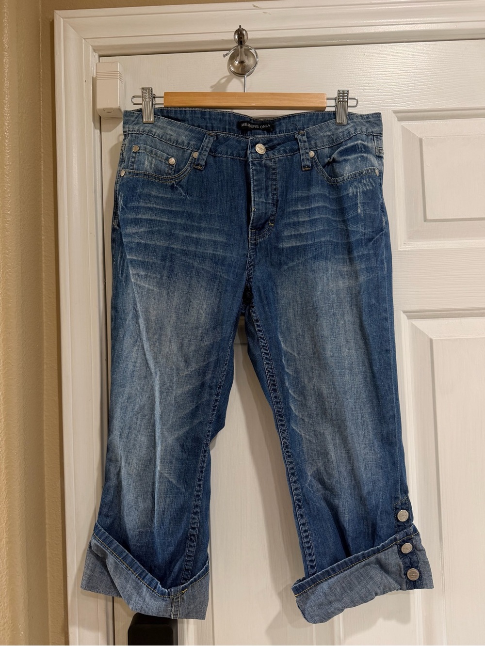 Members Only Blue Cropped Capri Jeans with Rolled Cuffs